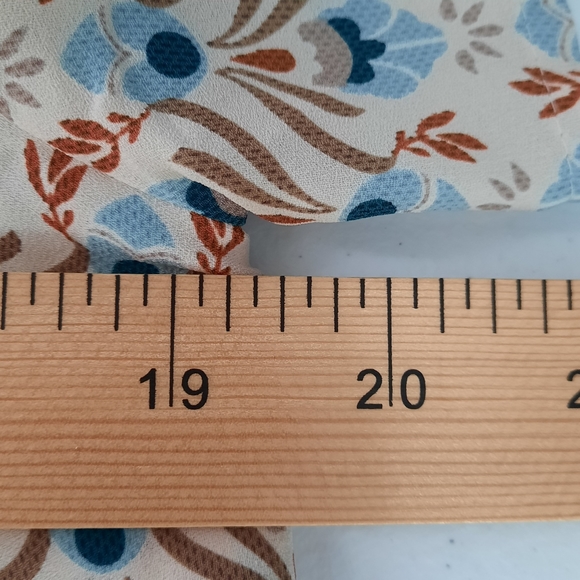 Lulu's Cream and Blue Folk Art Print Mini Shift Dress size Medium - Picture 8 of 10